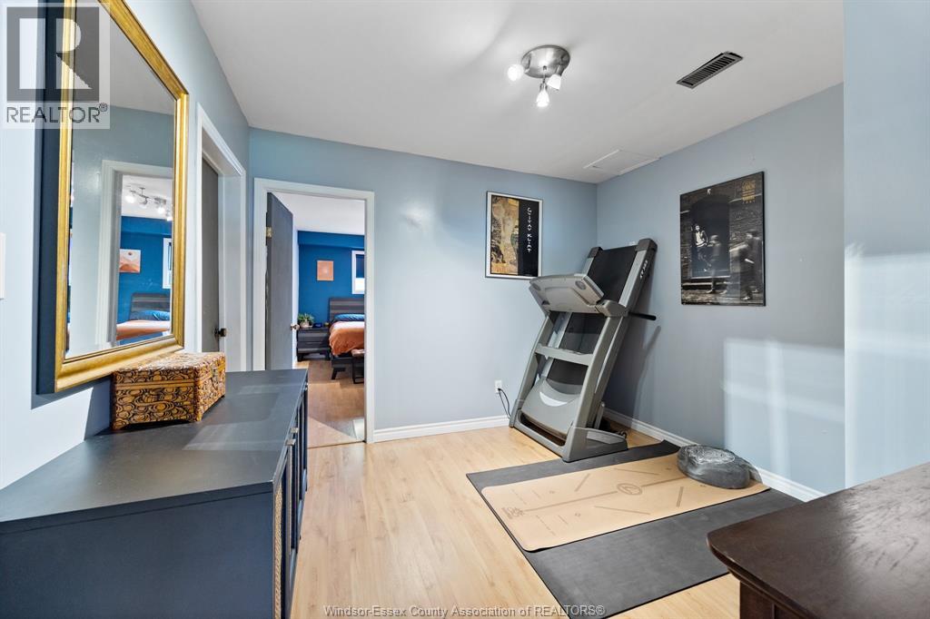 2055 GRAND MARAIS ROAD West, Windsor, Ontario, N9E4K1 — Photo 7