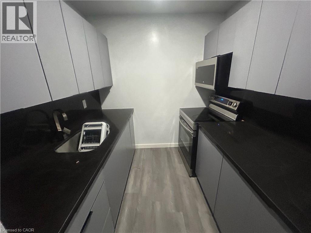 303 N KING Street N Unit# 5, Waterloo, Ontario, N2J2Z1 — Photo 9