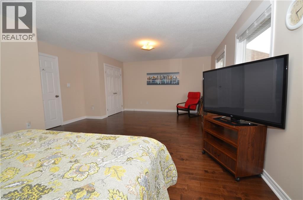 1132 HARROGATE Drive, Ancaster, Ontario, L9K1N1 — Photo 16