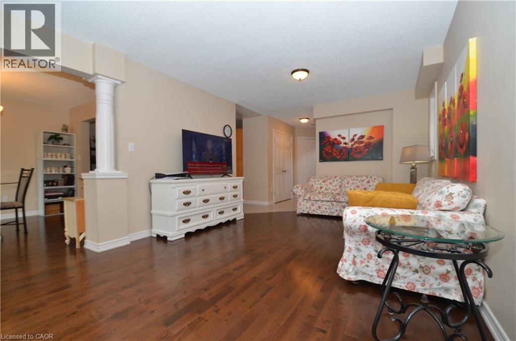 1132 HARROGATE Drive, Ancaster, Ontario, L9K1N1 — Photo 7