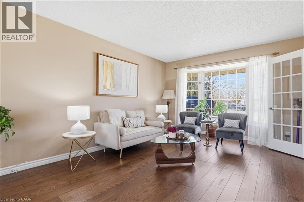 113 GLENECHO Court, Waterloo, Ontario, N2K2R3 — Photo 10
