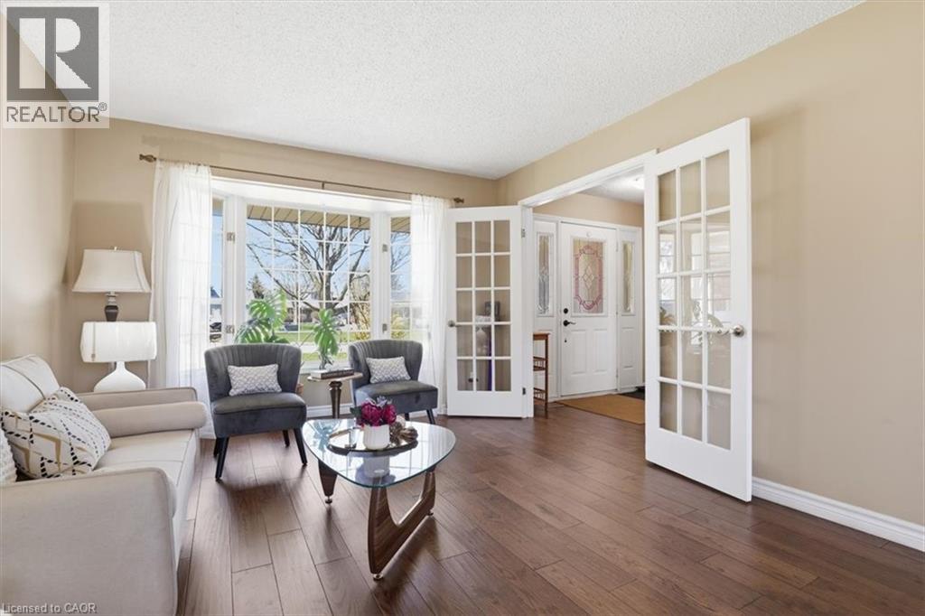 113 GLENECHO Court, Waterloo, Ontario, N2K2R3 — Photo 11