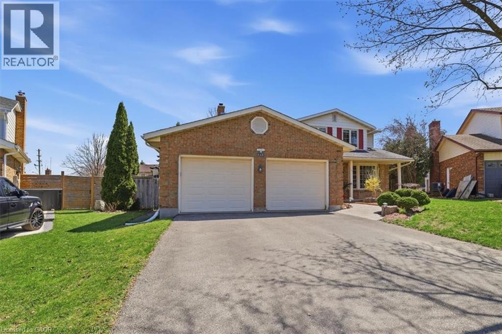 113 GLENECHO Court, Waterloo, Ontario, N2K2R3 — Photo 2