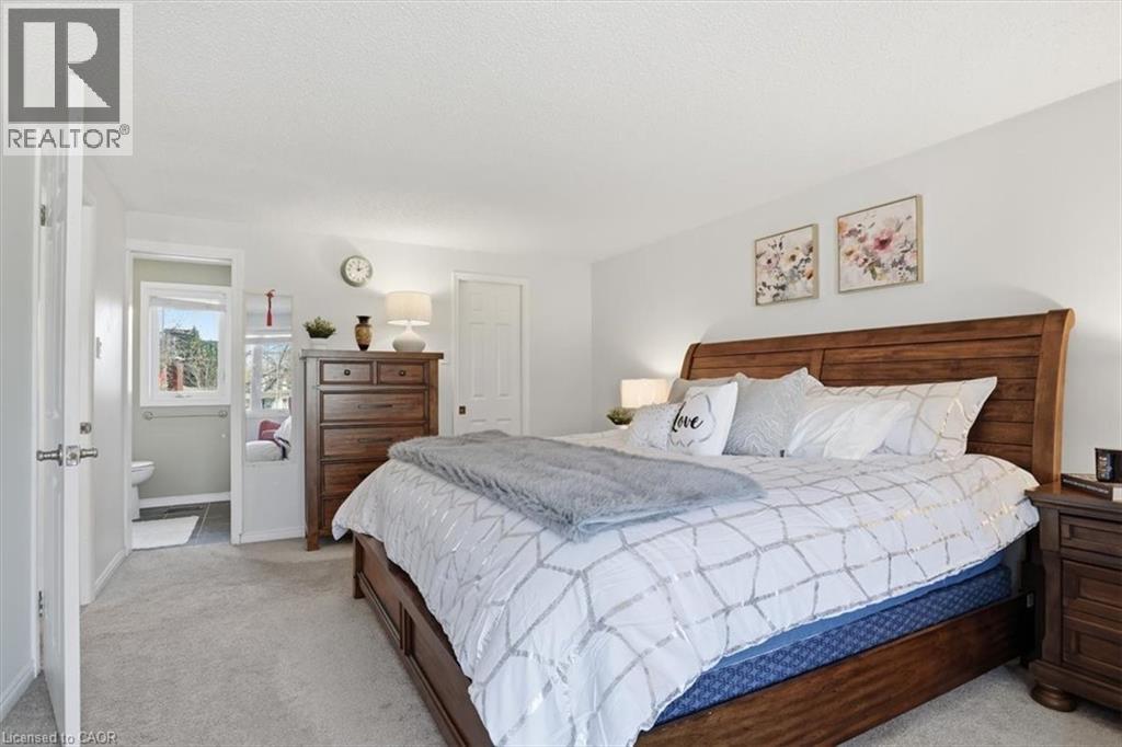 113 GLENECHO Court, Waterloo, Ontario, N2K2R3 — Photo 31