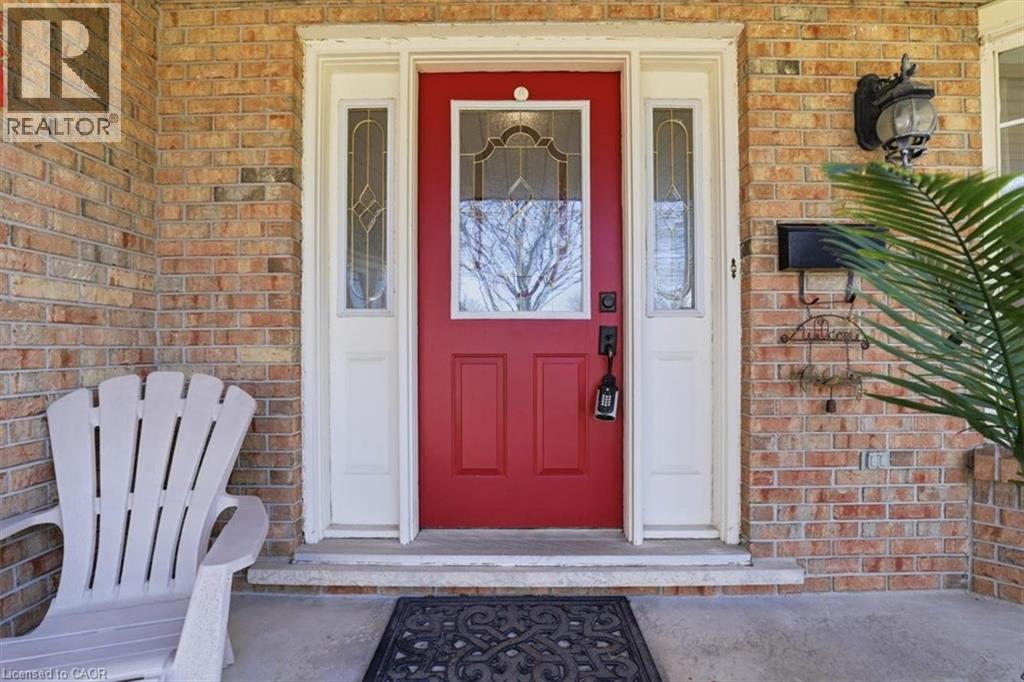 113 GLENECHO Court, Waterloo, Ontario, N2K2R3 — Photo 5