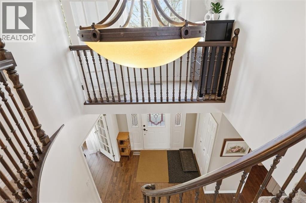 113 GLENECHO Court, Waterloo, Ontario, N2K2R3 — Photo 8