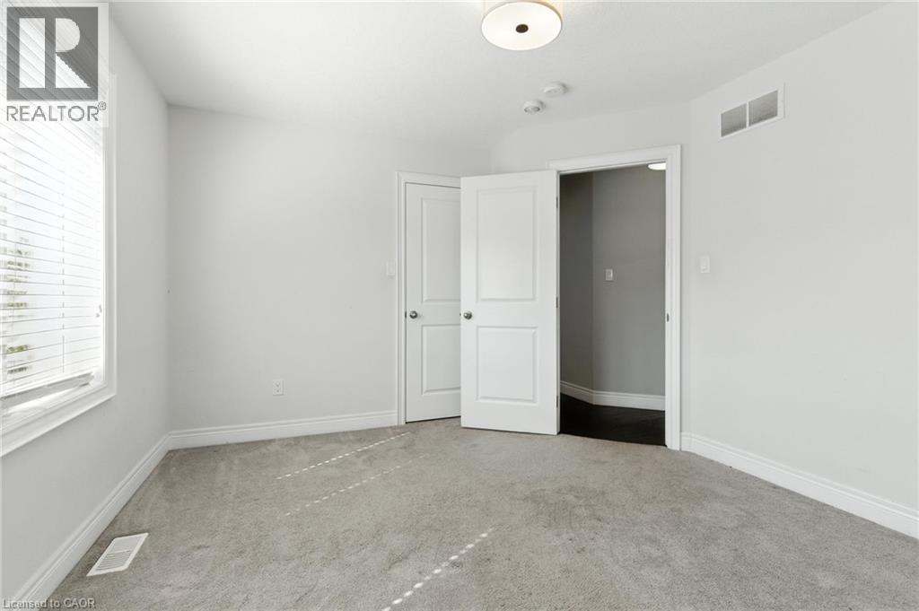 43 RIESLING Court, Hamilton, Ontario, L8G0B4 — Photo 27