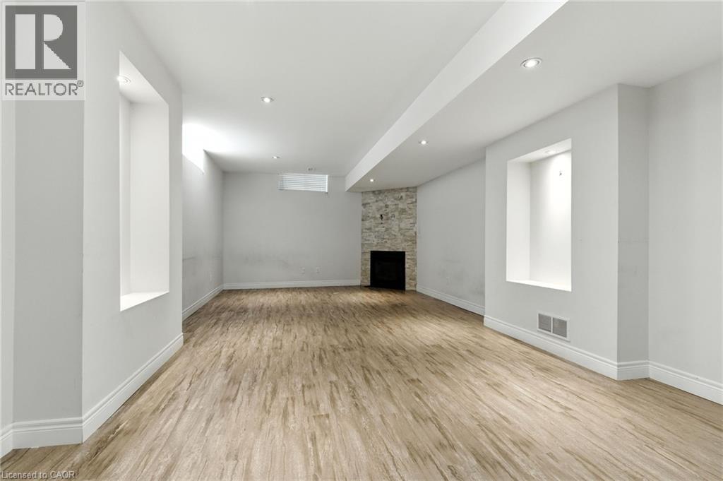 43 RIESLING Court, Hamilton, Ontario, L8G0B4 — Photo 33