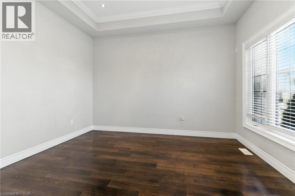 43 RIESLING Court, Hamilton, Ontario, L8G0B4 — Photo 4