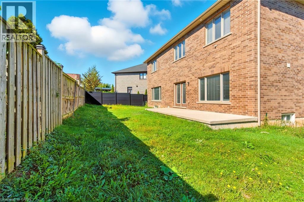 43 RIESLING Court, Hamilton, Ontario, L8G0B4 — Photo 44