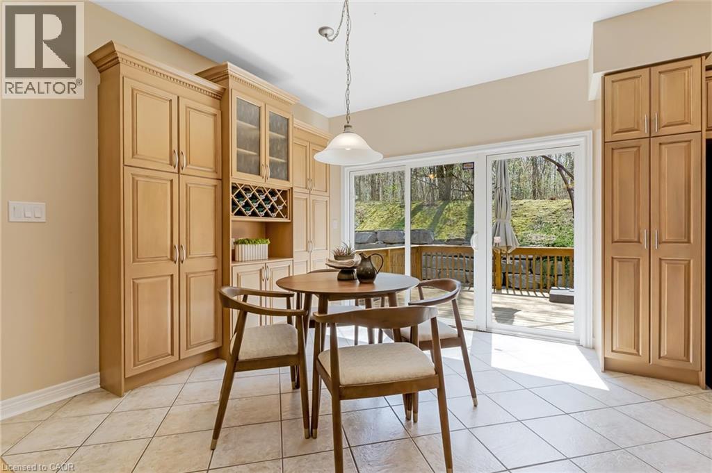 227 CHESTNUT HILL Crescent, Kitchener, Ontario, N2P2X3 — Photo 22