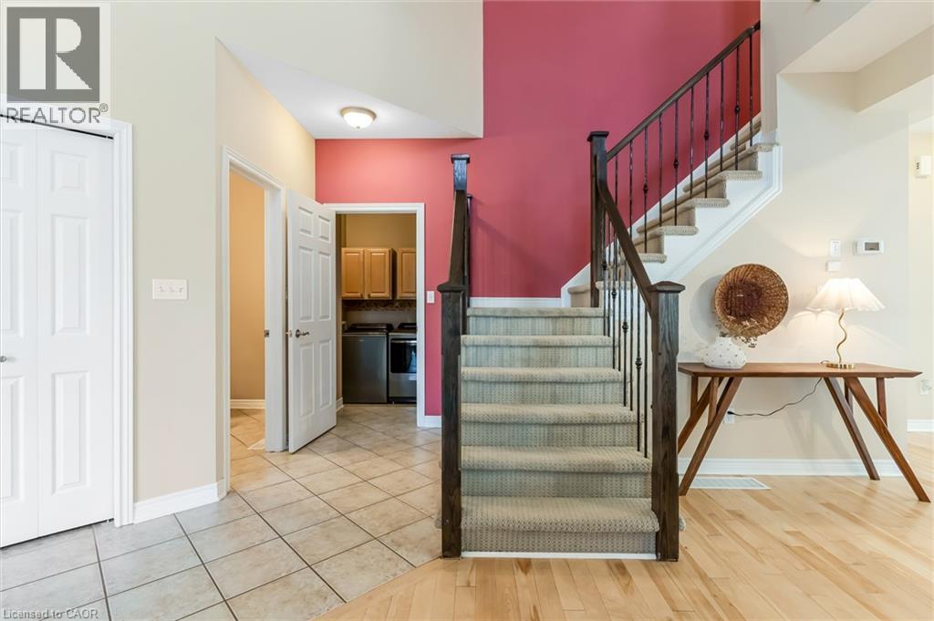 227 CHESTNUT HILL Crescent, Kitchener, Ontario, N2P2X3 — Photo 27