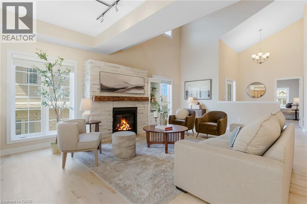 227 CHESTNUT HILL Crescent, Kitchener, Ontario, N2P2X3 — Photo 3