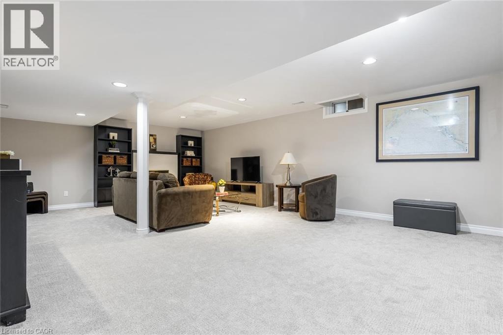 2474 CAVENDISH Drive, Burlington, Ontario, L7P3T8 — Photo 36