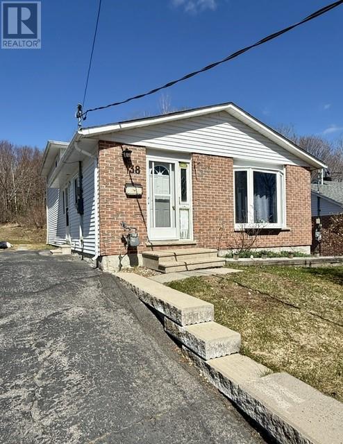 38 Ottawa Ave, Elliot Lake, Ontario, P5A2P1 — Photo 12