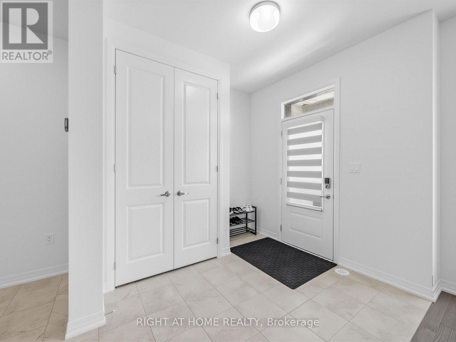 96 COOLHURST AVENUE, Brampton (Northwest Brampton), Ontario, L7A5L9 — Photo 4