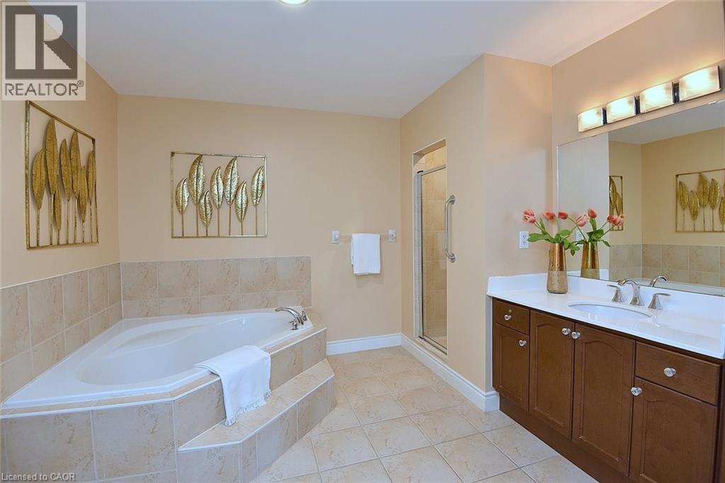 3000 CREEKSIDE Drive Unit# 501, Dundas, Ontario, L9H7S8 — Photo 25