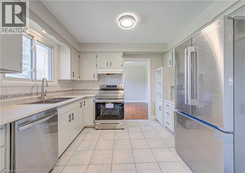 144 SHUH Avenue, Kitchener, Ontario, N2A1H6 — Photo 11