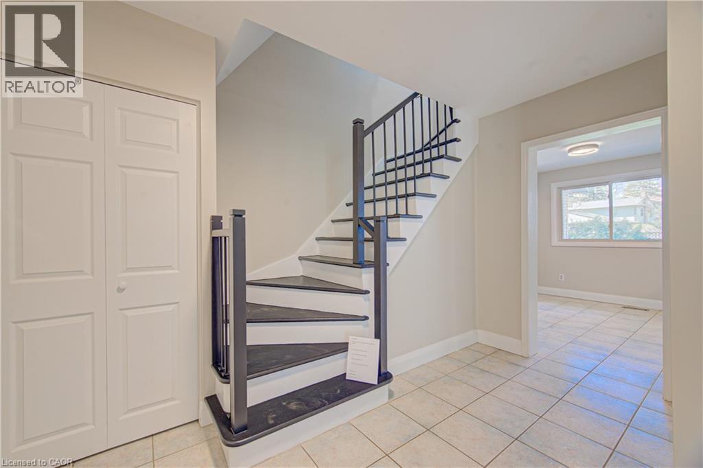 144 SHUH Avenue, Kitchener, Ontario, N2A1H6 — Photo 6