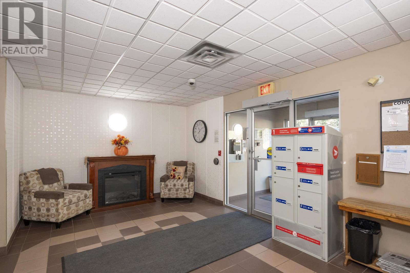 500 Toledo ST, Thunder Bay, Ontario, P7A8A6 — Photo 2