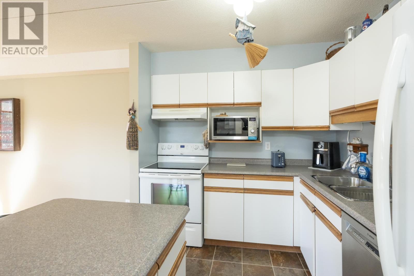 500 Toledo ST, Thunder Bay, Ontario, P7A8A6 — Photo 5