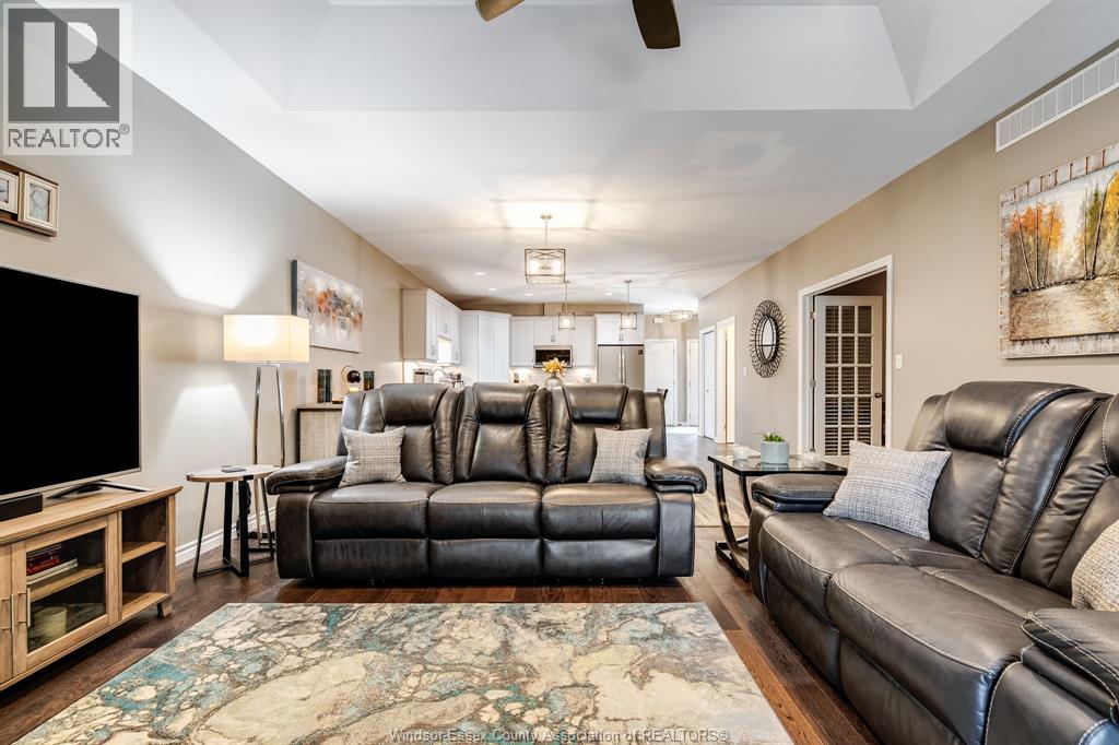 6107 Tiburon CRESCENT, Windsor, Ontario, N9J3Y7 — Photo 14