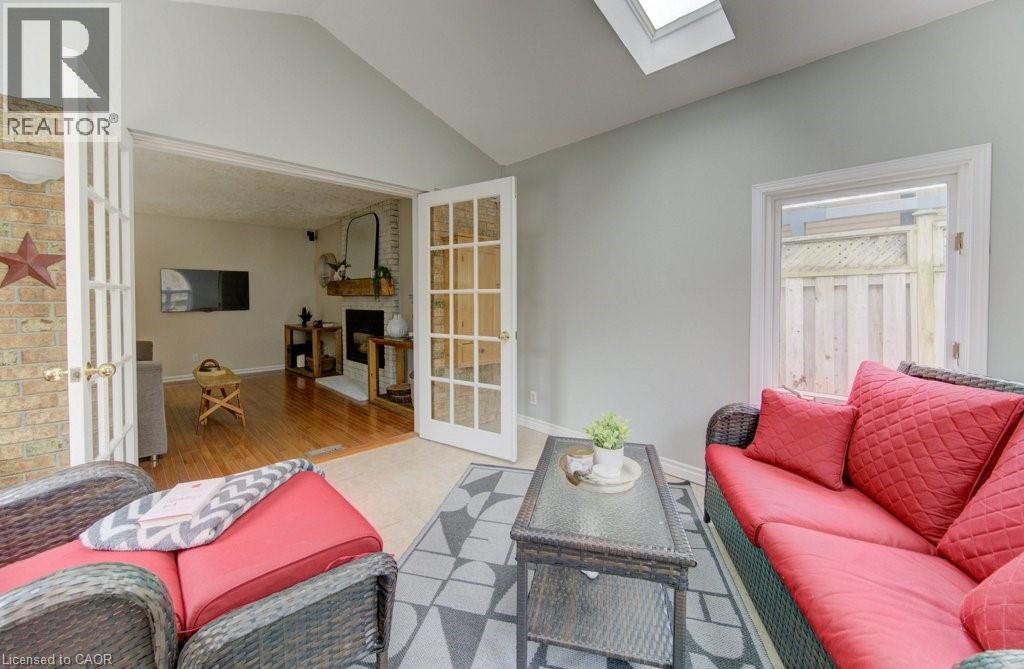 15 DEERWOOD Crescent, Kitchener, Ontario, N2N1R4 — Photo 15