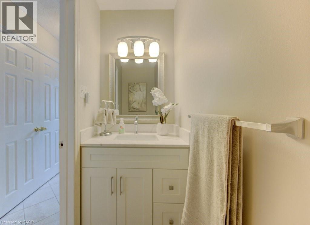 15 DEERWOOD Crescent, Kitchener, Ontario, N2N1R4 — Photo 20