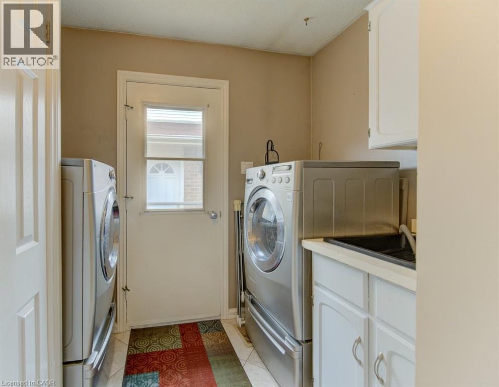 15 DEERWOOD Crescent, Kitchener, Ontario, N2N1R4 — Photo 21