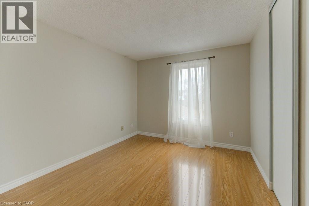 15 DEERWOOD Crescent, Kitchener, Ontario, N2N1R4 — Photo 30