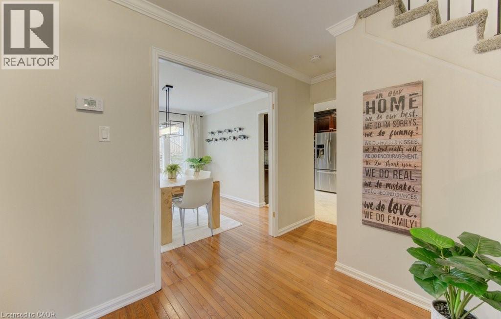 15 DEERWOOD Crescent, Kitchener, Ontario, N2N1R4 — Photo 7