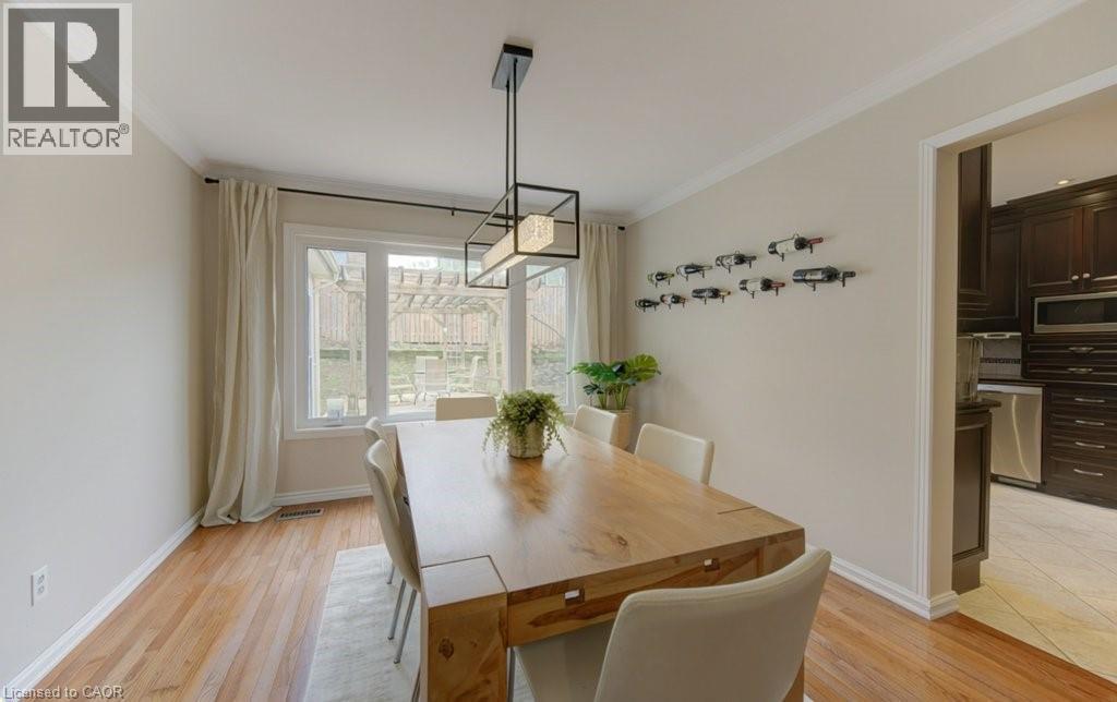 15 DEERWOOD Crescent, Kitchener, Ontario, N2N1R4 — Photo 8