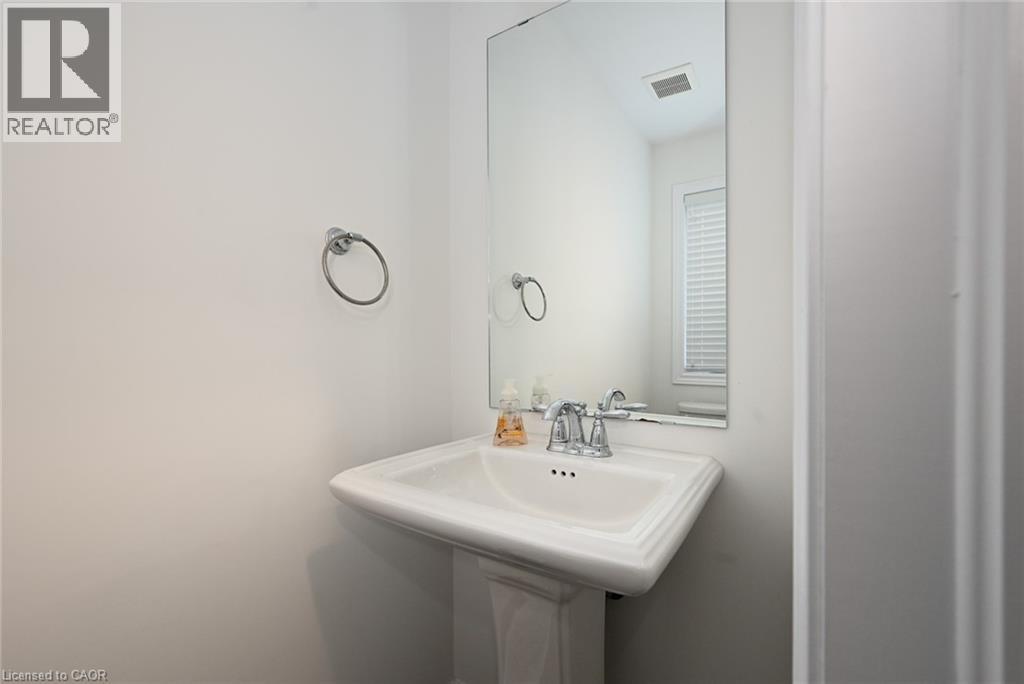 8 CLELAND Avenue, Ancaster, Ontario, L9K0J9 — Photo 20