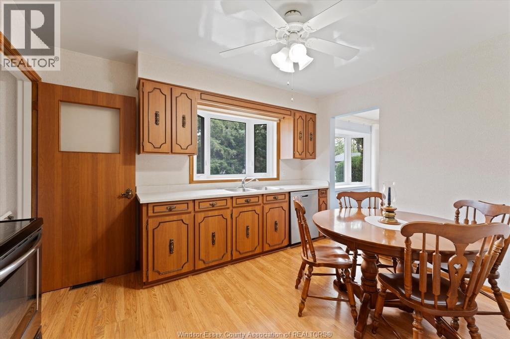 3570 ROXBOROUGH BOULEVARD, Windsor, Ontario, N9E3A2 — Photo 12