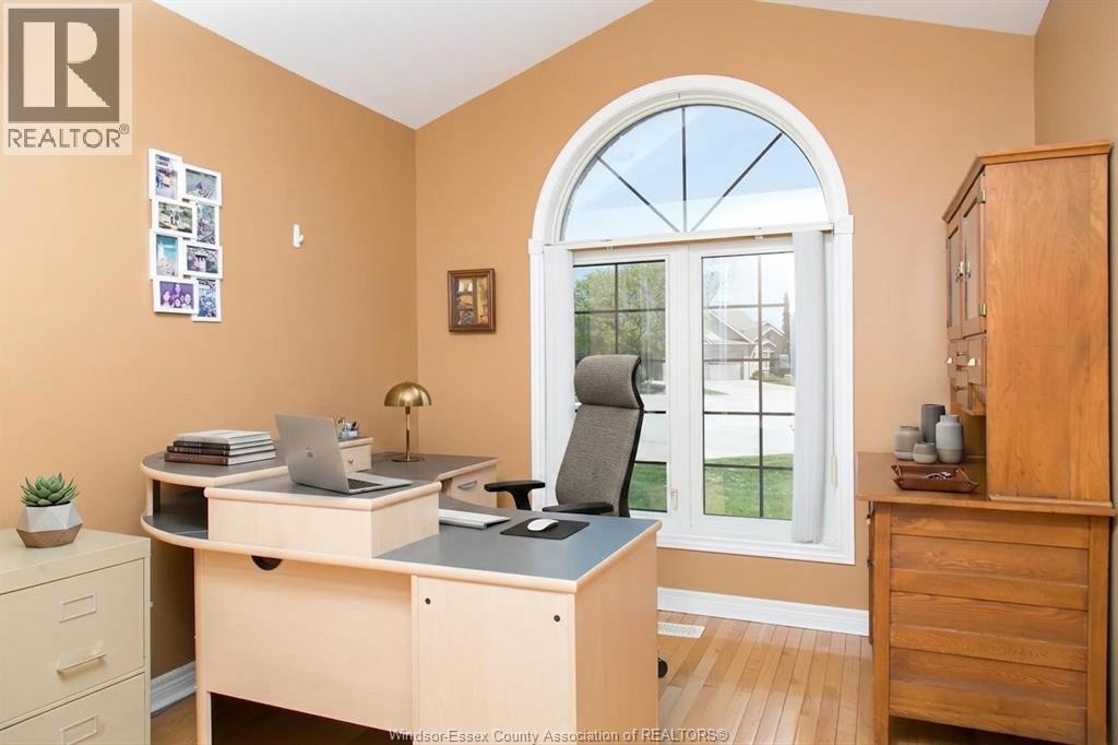 8 Sand Pebble CRESCENT, Kingsville, Ontario, N9Y4B3 — Photo 8