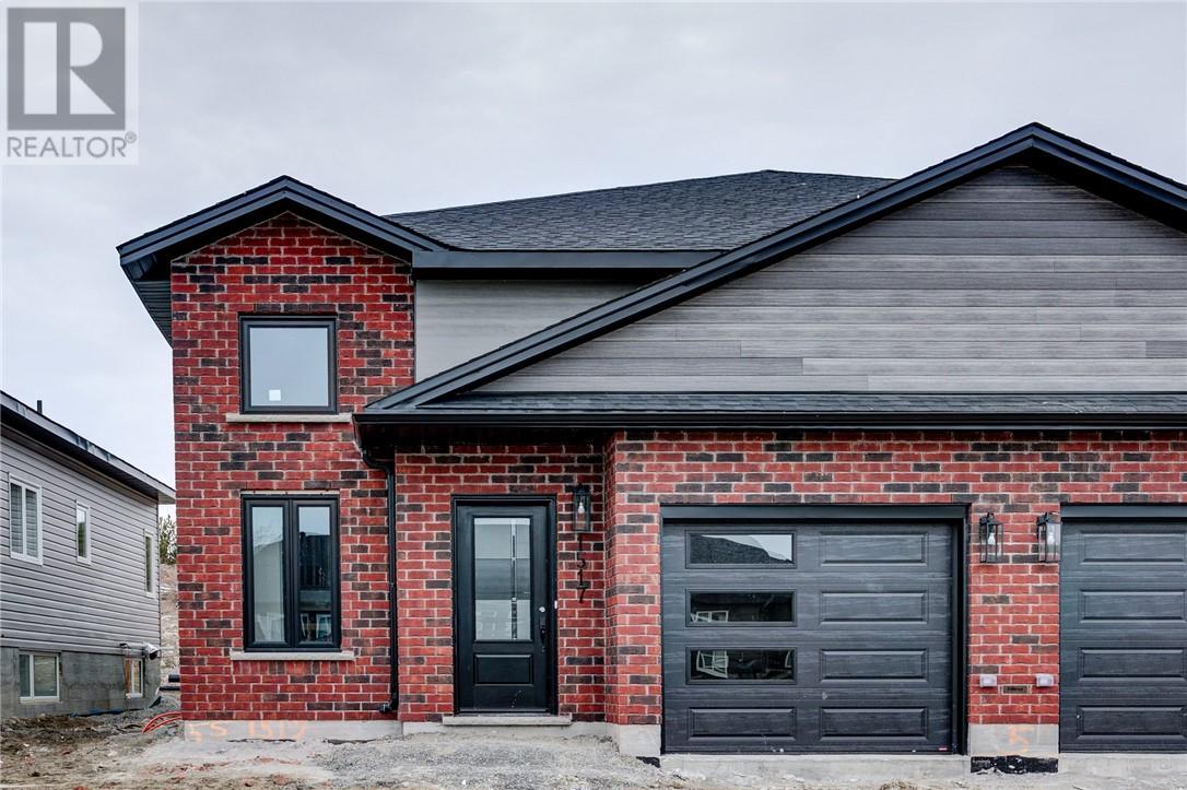1517 Montrose, Sudbury, Ontario, P3A0E1 — Photo 2