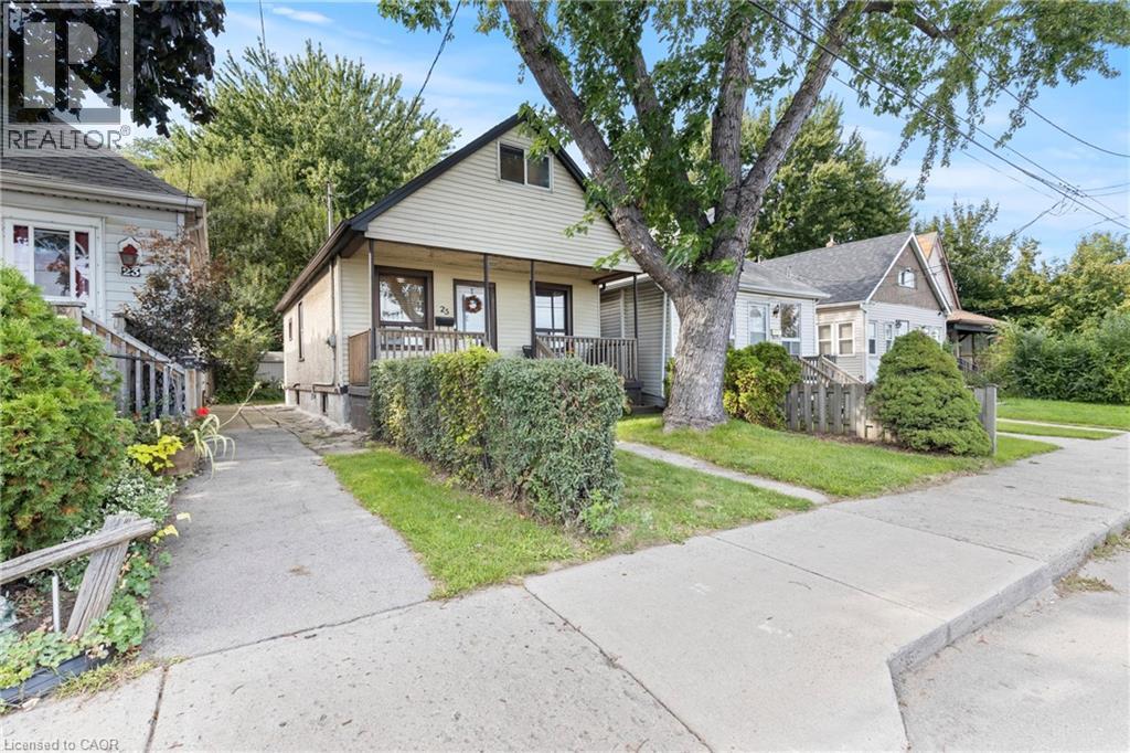 25 MCKINSTRY Street, Hamilton, Ontario, L8L6C2 — Photo 2