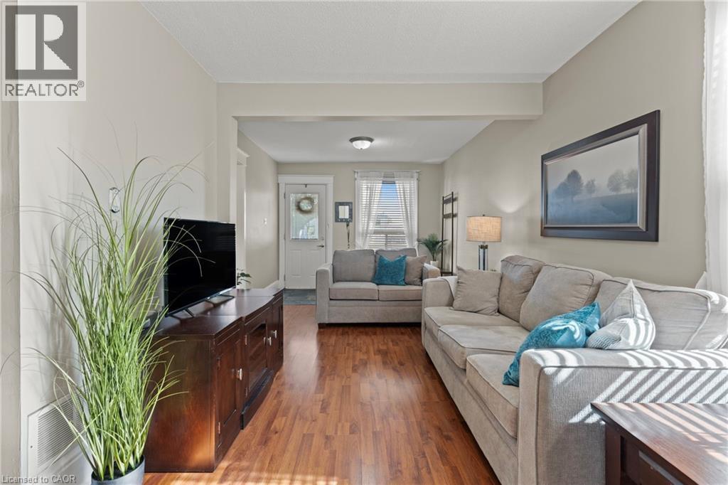 25 MCKINSTRY Street, Hamilton, Ontario, L8L6C2 — Photo 9