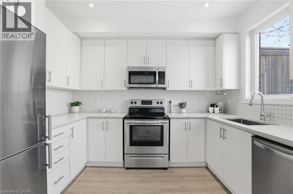 290 BARTON Street W Unit# 26, Hamilton, Ontario, L8R3P3 — Photo 10