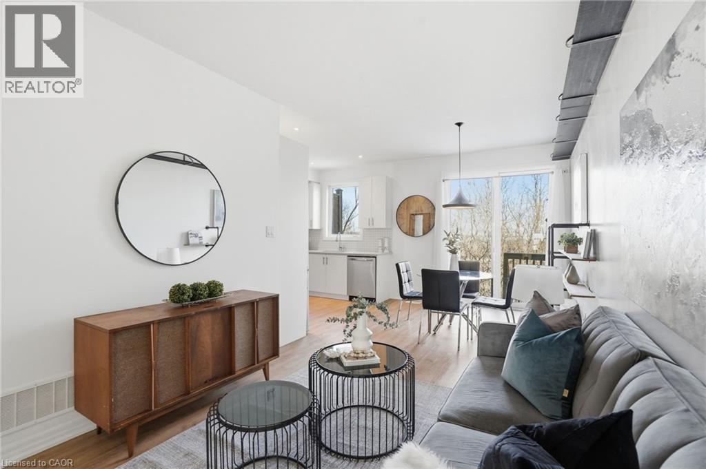 290 BARTON Street W Unit# 26, Hamilton, Ontario, L8R3P3 — Photo 4