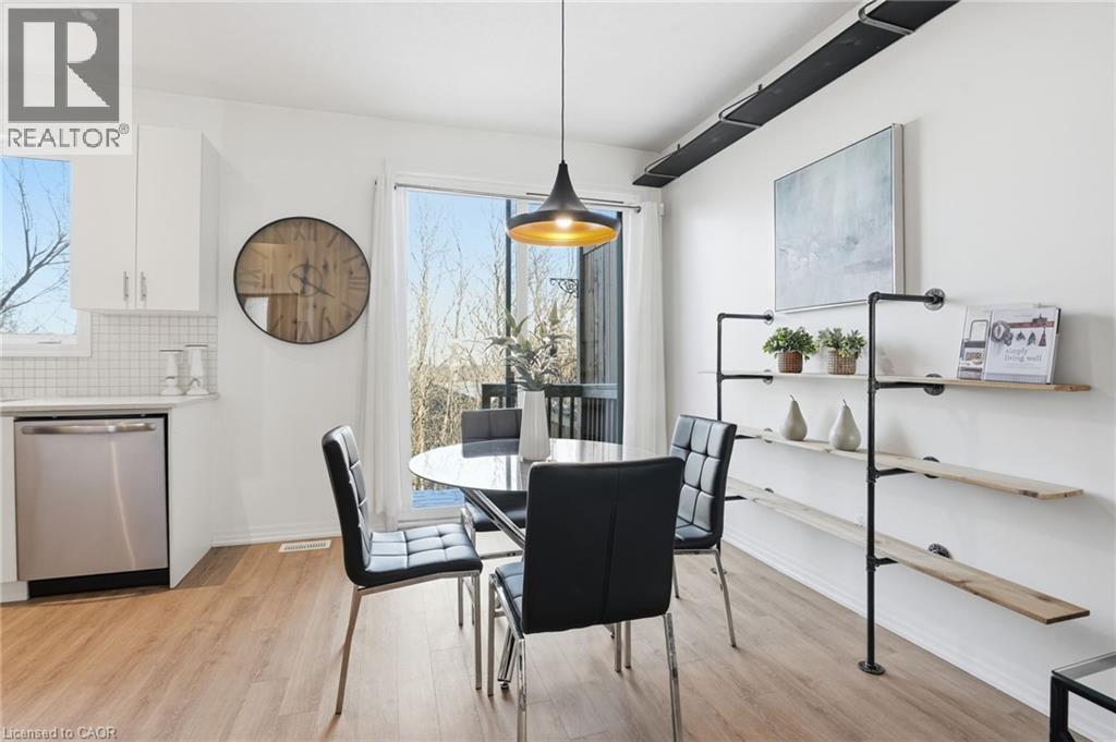 290 BARTON Street W Unit# 26, Hamilton, Ontario, L8R3P3 — Photo 6