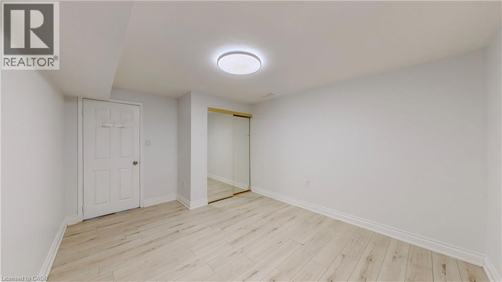 133 WAKE ROBIN Drive, Kitchener, Ontario, N2E3L6 — Photo 15