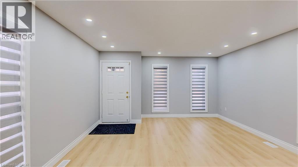 133 WAKE ROBIN Drive, Kitchener, Ontario, N2E3L6 — Photo 16
