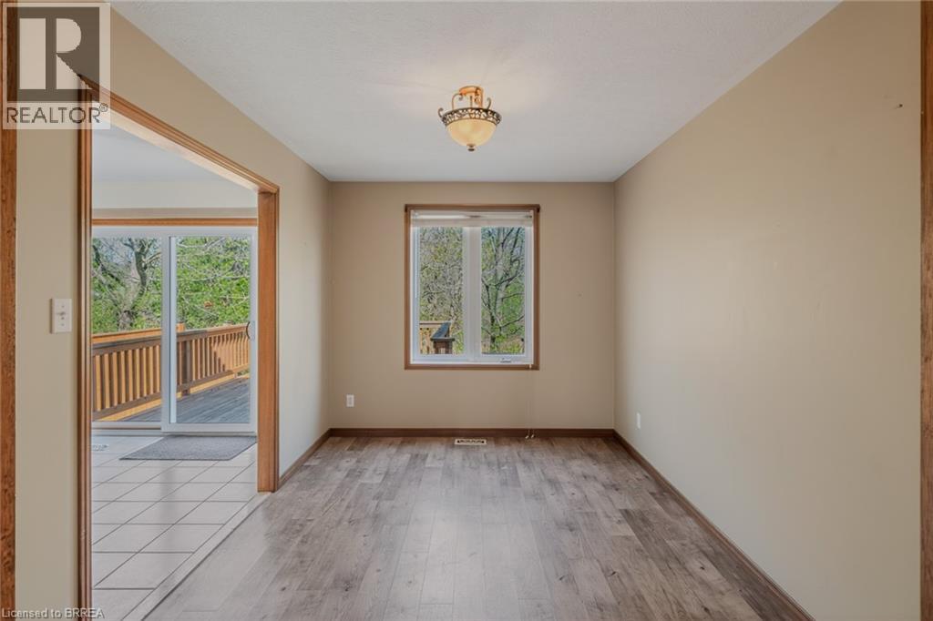 44 DONEGAL Drive, Brantford, Ontario, N3T6K8 — Photo 16