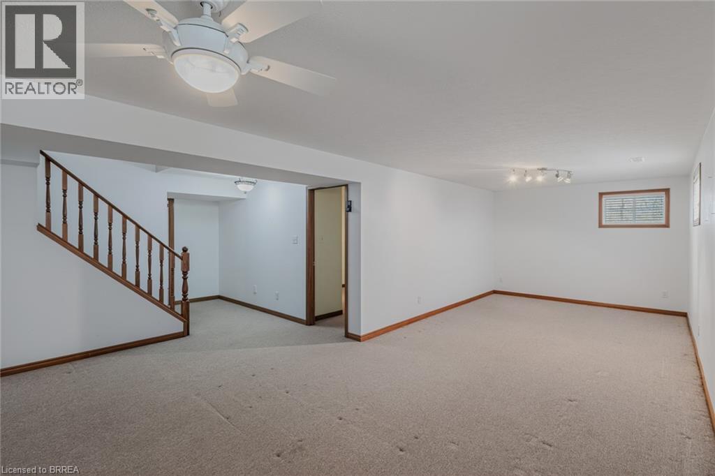 44 DONEGAL Drive, Brantford, Ontario, N3T6K8 — Photo 26