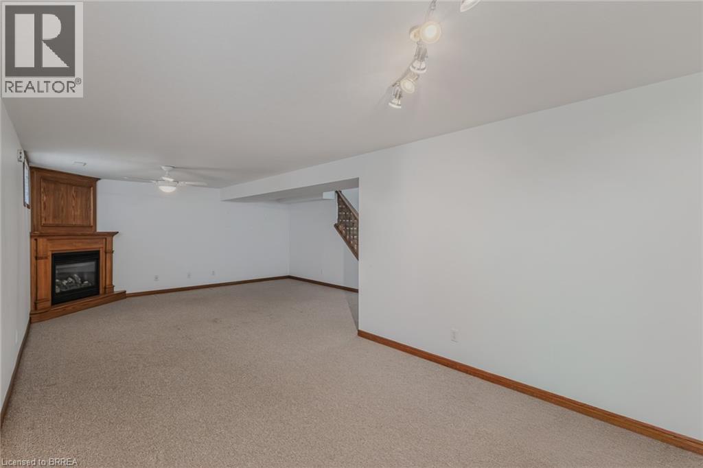 44 DONEGAL Drive, Brantford, Ontario, N3T6K8 — Photo 28