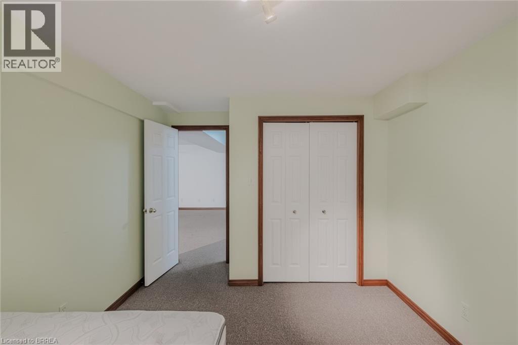 44 DONEGAL Drive, Brantford, Ontario, N3T6K8 — Photo 30