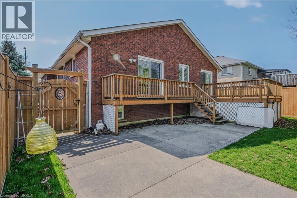 44 DONEGAL Drive, Brantford, Ontario, N3T6K8 — Photo 40