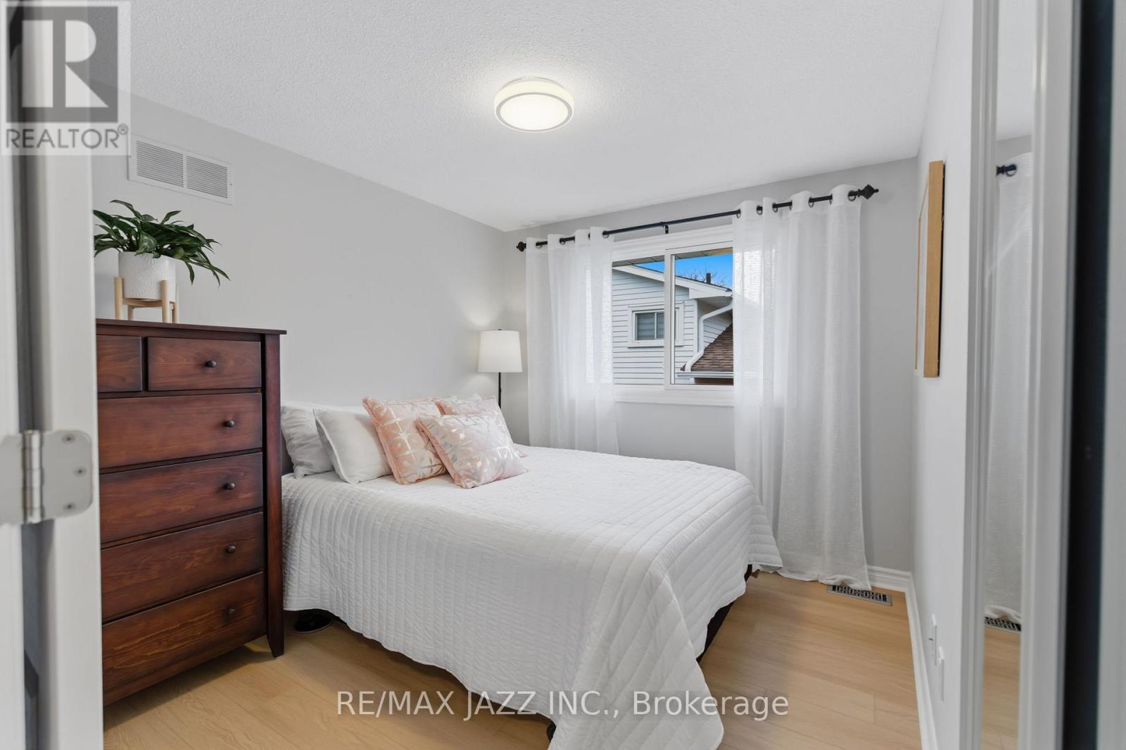 47 MARTINDALE STREET, Oshawa (Donevan), Ontario, L1H6W7 — Photo 24