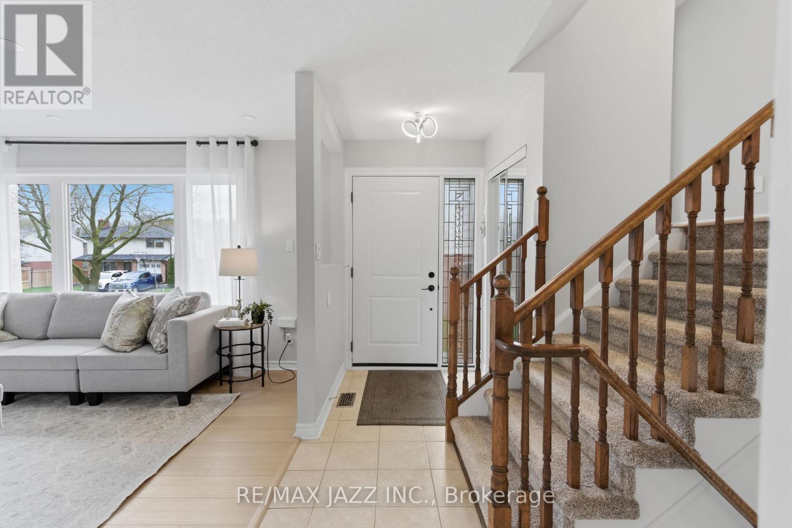 47 MARTINDALE STREET, Oshawa (Donevan), Ontario, L1H6W7 — Photo 5